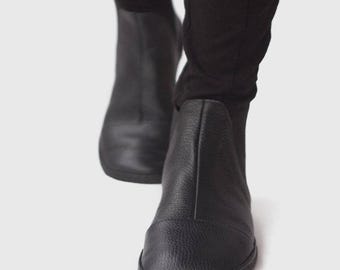 Chelsea boots in Pebbled black - Barefoot shoes, Zero drop, Minimalist Leather Boots