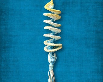 Mini Cat Crochet Spinner Toy with Tassel Yellow Blue and White Use with Catnip