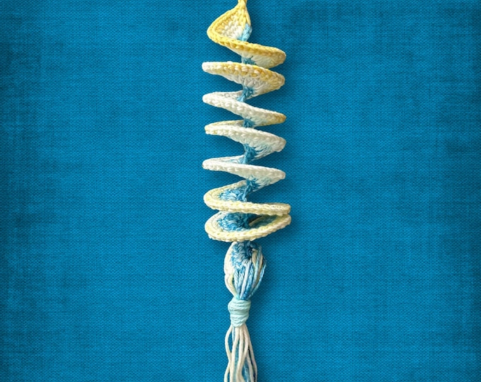 Mini Cat Crochet Spinner Toy with Tassel Yellow Blue and White Use with Catnip