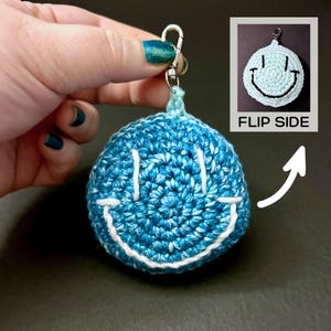 Emoji Bag Charm • Blue Smile Keychain • Dual Sided Bag Charm • Cotton Yarn Keychain • Crochet Bag Charm • Double Smile Blue Clip On Charm