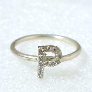 Handgemachter Diamantring, schöner Buchstabenring '' P '' G '', 925 Sterlingsilber-Schmuck, Verlobungsring, individueller Anfangsring