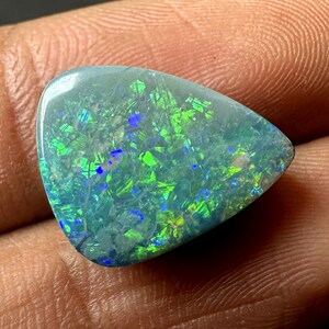 Natürlicher Australischer Doublette-Opal 6.90 Karat 16 x 12 MM, CODE SF5