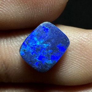Coober Pedy Australian Opal Doublet, Rainbow Cabochon Stone (9x7x3MM)