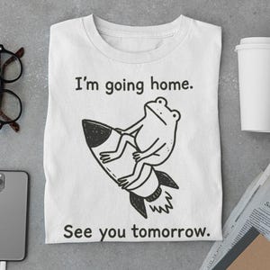 Weird Frog Space Shirt – Silly Rocket Ride Home | Quirky Nonsense Humor Tee | Calm Sarcastic Frog Graphic