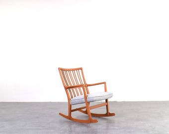 Oak ML33 Rocking Chair by Hans J. Wegner for A/S Mikael Laursen, 1950s