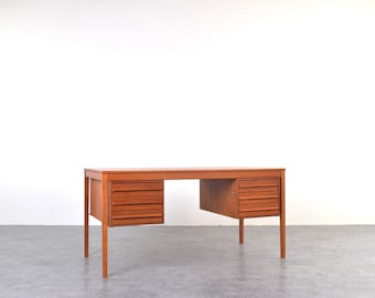 Mid-Century Teak Executive Desk by Torbjørn Afdal for Bruksbo, 1960s.