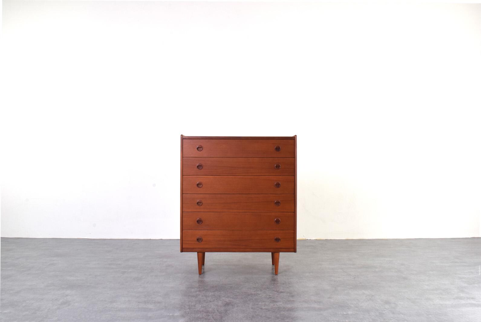Mid-Century Danish Teak Chest of Drawers, 1960s.