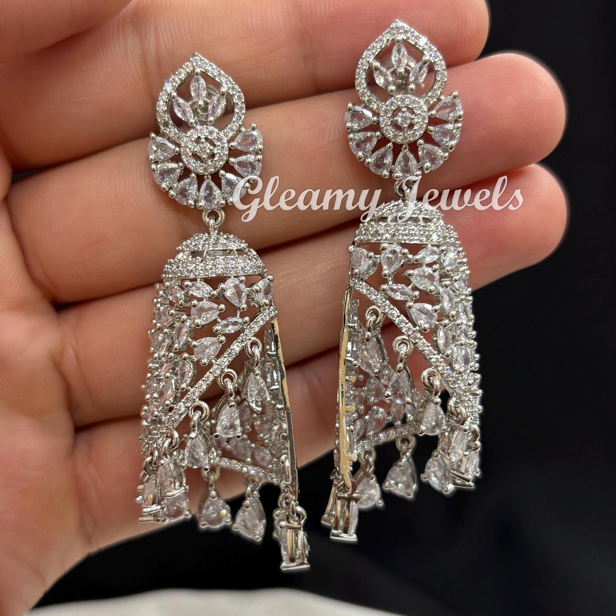 Pendientes de diamantes americanos CZ/Pendientes Jhumki de perla plateada/Pendientes AD blancos/Pendientes indios/Joyas llamativas/Joyas de boda/Regalo para mamá