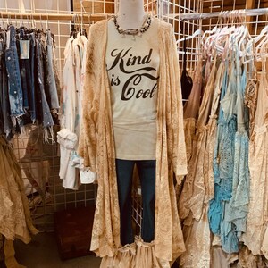 Kimono de encaje vintage para mujer, cárdigan largo bohemio de encaje, estilo vaquera costera, para festivales, estilo antiguo, para bodas, estilo bohemio. imagen 2