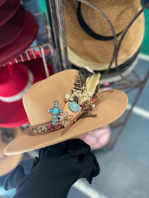 Boho Hat Bar Accessories – Rhinestone Feather & Bandana Hat  display picture 2