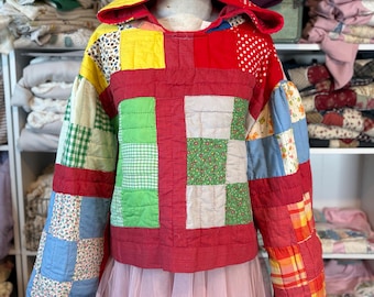 Handmade Antique Quilt Hoodie  Upcycled Vintage Outerwear  EcoFriendly OneofaKind Boho Hoodie  Sustainable Fashion Size up to XXL