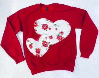 Handmade Red Sweatshirt – Vintage Quilt Heart Patch Cozy Oversized Fit for Effortless Style