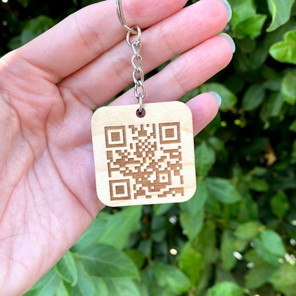 QR Code Scannable Keychain, QR Code keychain,  Instagram keychain, QR Code, website link, business page, mobile scan, Venmo code