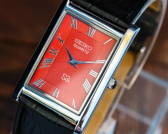 Vintage Seiko Slim Quartz Rectangular Wrist Watch | Red Roman Dial