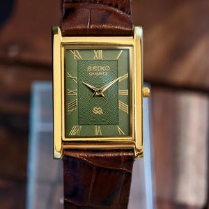 Vintage Seiko Tank Watch: Gold Plated Rectangular Case, Green Roman Numeral Dial
