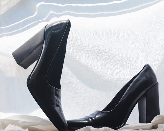 Stunning Vintage Via Spiga Block Heel Leather Pump