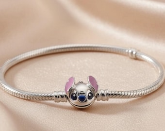 Stitch-Armband aus 925er Sterlingsilber – Niedliches Armband mit blauem Alien-Anhänger, Disney-inspirierter Schmuck, Geschenkidee für Sie