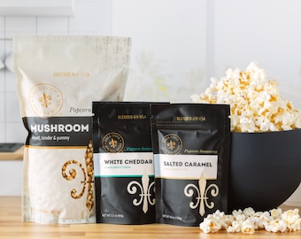 Family Movie Night Popcorn Gift: 2lbs of Gourmet Kernels, 2 Seasoning Pouches & Popcorn Popper
