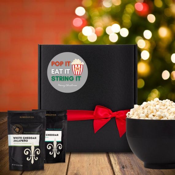 Popcorn Gift Box for Christmas - Popcorn seasoning and gourmet kernels, Christmas popcorn, Popcorn garland, Christmas snack gift box Il_570xn