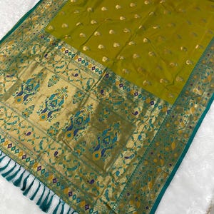 Paithani Silk Saree: Zari Weaving Meenakari Peacock - Indian Wedding