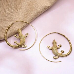Lizard Hoop Earrings, Gold Lizard Earrings, Reptile Jewelry, Gecko Earrings, Boho Statement Earrings, Nature Lover Gift