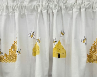 Buzz About Bees and Honey Window Valance