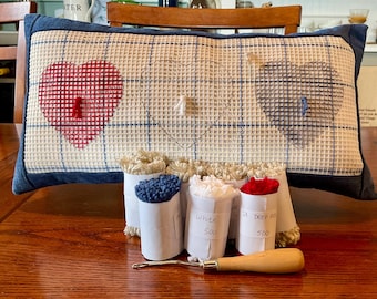 Patriotic Country Hearts Latch Hook Pillow Kit