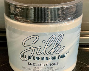 Dixie Belle All-In-One Mineral Paint: Endless Shore (16oz)