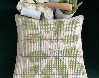 Latch Hook Pillow Kits