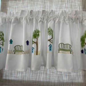 Bird Retweet Kitchen Valance