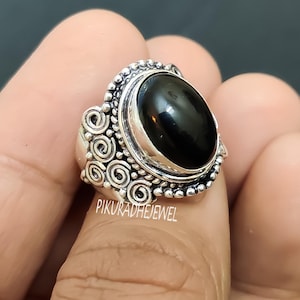 Black Onyx 925 Sterling Silver Ring - Handmade Unisex Gemstone