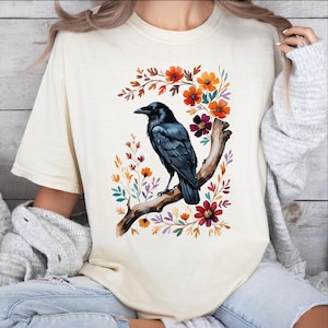 Comfort Colors Raven Shirt, Boho Witch Crow Tee, Vintage Dark Bird Shirt, Cottagecore Floral Tee, Gothic Nature T-Shirt, Goblincore Shirt