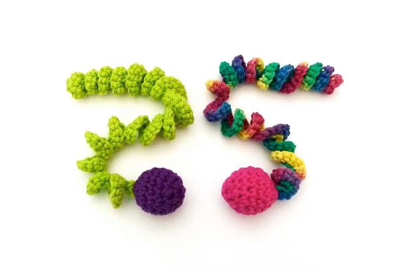 Rattle Balls with Stretchy Curlicues Cat Toys image 1