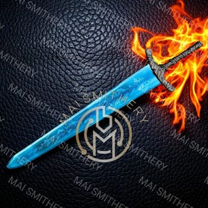 Moonlight Greatsword Replica: 39&quot; Full Metal Cosplay Sword with Sheath
