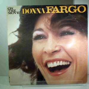 Donna Fargo , On The Move ,Vinyl Record Album,  Warner Bros Records ,BS 2926