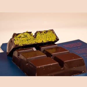 Pistachio Knafeh Chocolate Bar: Dubai Viral Dark Chocolate, 200g
