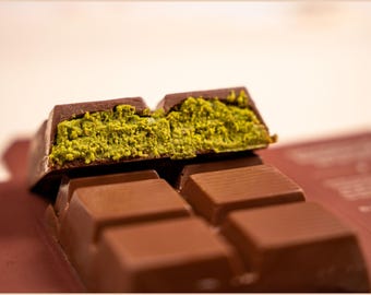 Handmade Belgian Milk Chocolate Bar, Pistachio Kadayif Filling
