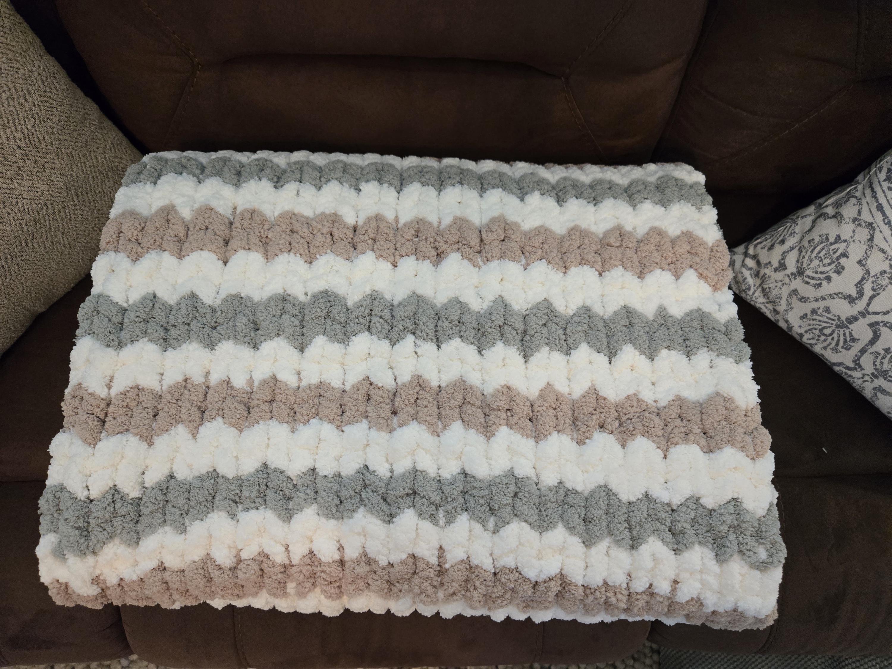 Large Chunky Knit Blanket