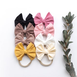 Baby Girl Headbands, Baby bows, Newborn Hair bows, Newborn Headbands, Baby Girl Bows, Toddler Bows, Girls Hair Clips, Hair Clip Bow REVA
