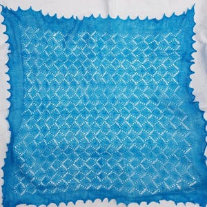 Laura Ashley Blue Women&#39;s Lightweight Crochet Scarf 