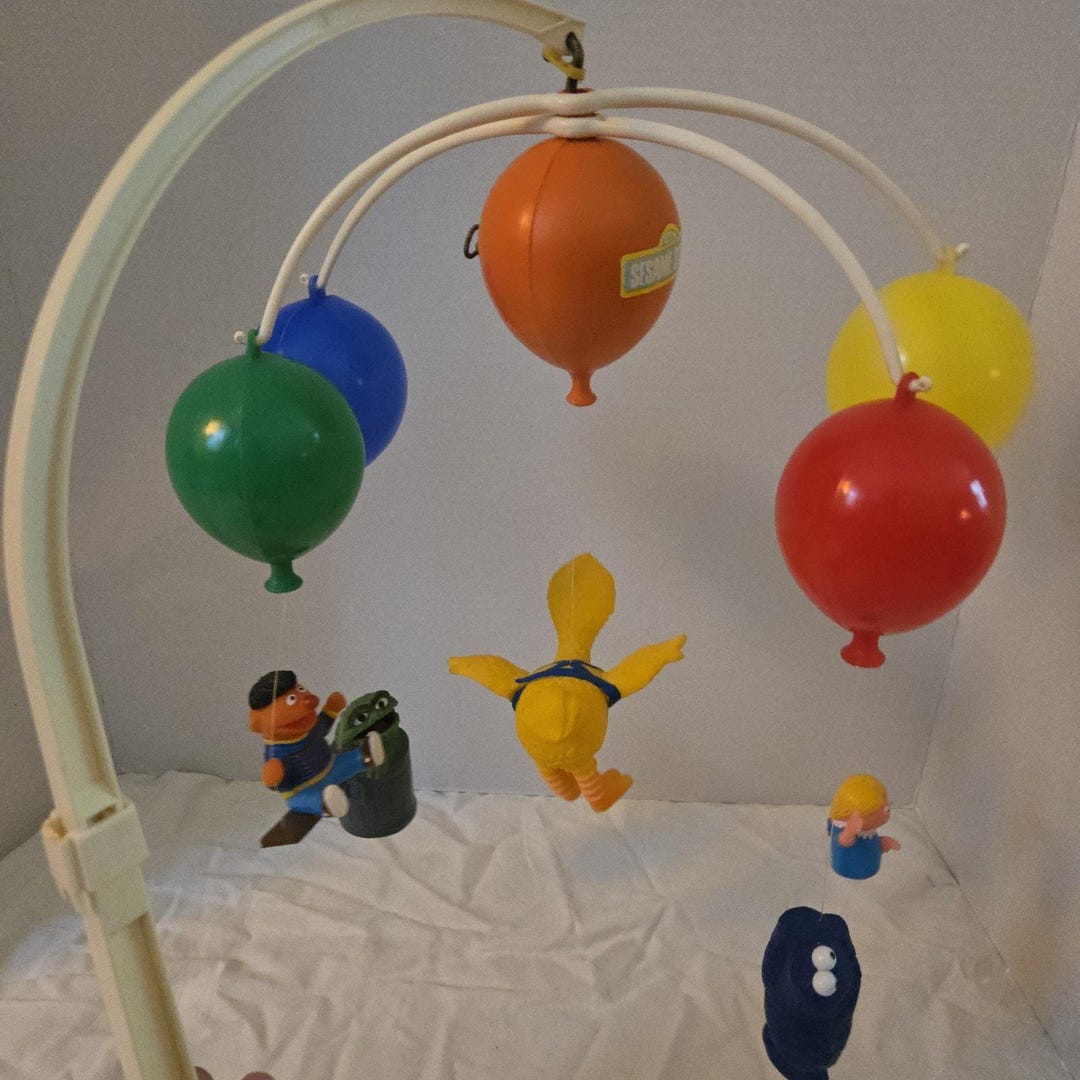 Vintage Sesame Street Balloon Musical Crib Mobile Tested & Works! One ...
