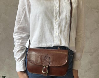 Bolso bandolera de piel italiana hecho a mano: pequeño bolso bandolera de plena flor