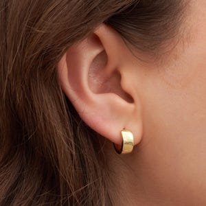 Gouden dikke knuffeloorbellen | 8 mm 10 mm | Klassieke gouden klikring | Uitdagend minimalistisch | Sieradencadeau