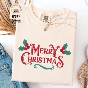 Comfort Colors® Merry Christmas Shirt, Retro Women&#39;s Holiday Tee, Trendy Christmas Tshirt, Xmas Eve Shirt, Oversized Winter Shirt for Her
