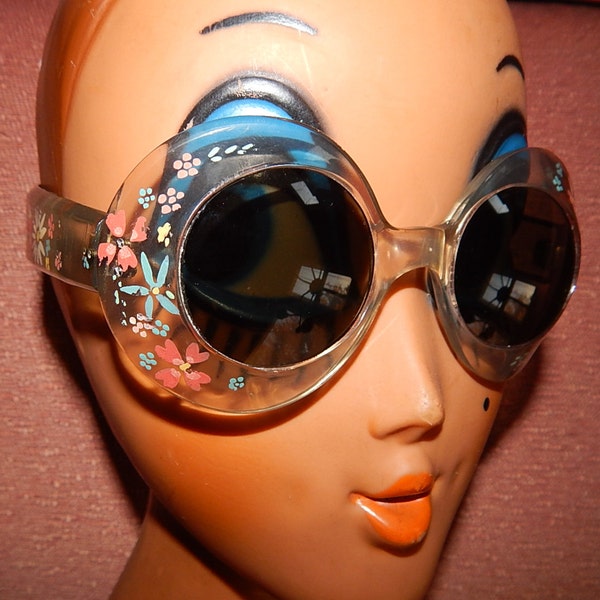 Groovy vintage 60's clear plastic fly shaped hand painted flowers hippie mod psyche space age bubblegum sunglasses