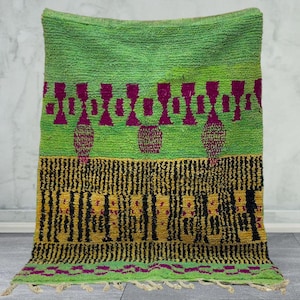 Handwoven Moroccan Berber Rug – Bold Green, Gold & Magenta Tribal Geometric Pattern – Wool Area Carpet – Vintage Boho Home Decor