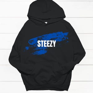 Steezy Schwarzer Hoodie – Urban Streetwear, Cooler Teen Style, Skater Kapuzenpullover, Hype Jugend Mode, Unisex Pullover
