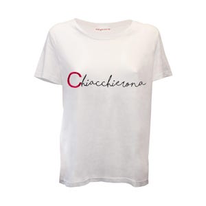 CHIACCHIERONA NEW SS25 Camiseta de mujer confeccionada artesanalmente en algodón 100% orgánico con bordado. Hecho en Italia