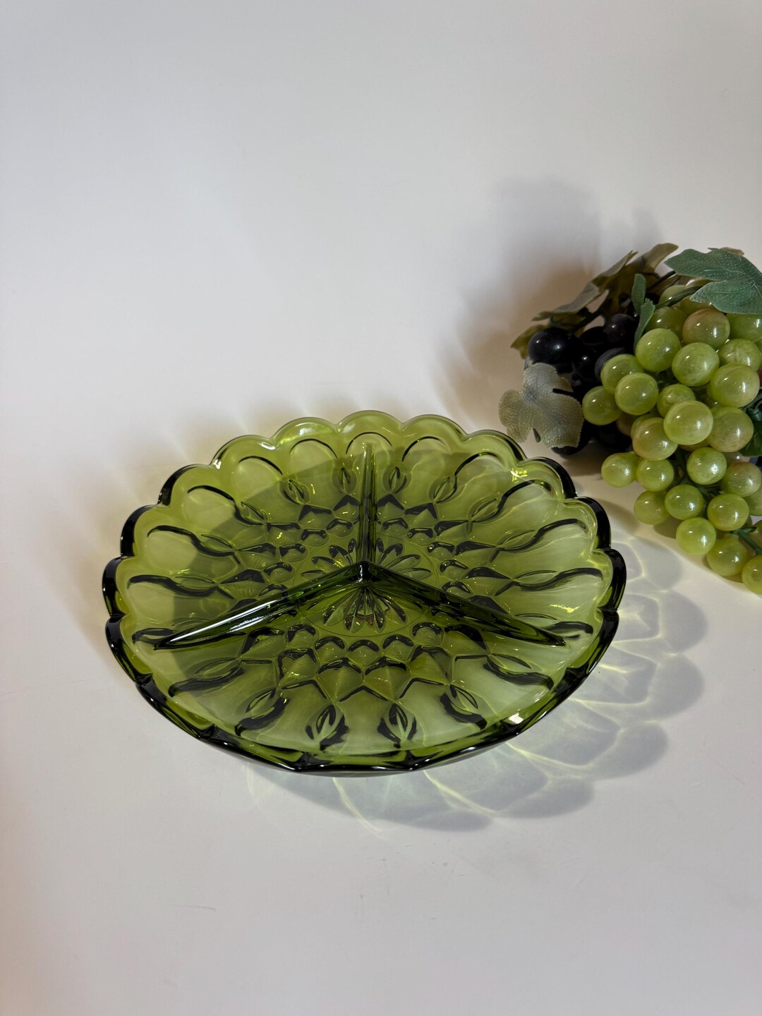 Plat décoratif ancien, allemand, étain, plateau à bonbons, Art nouveau