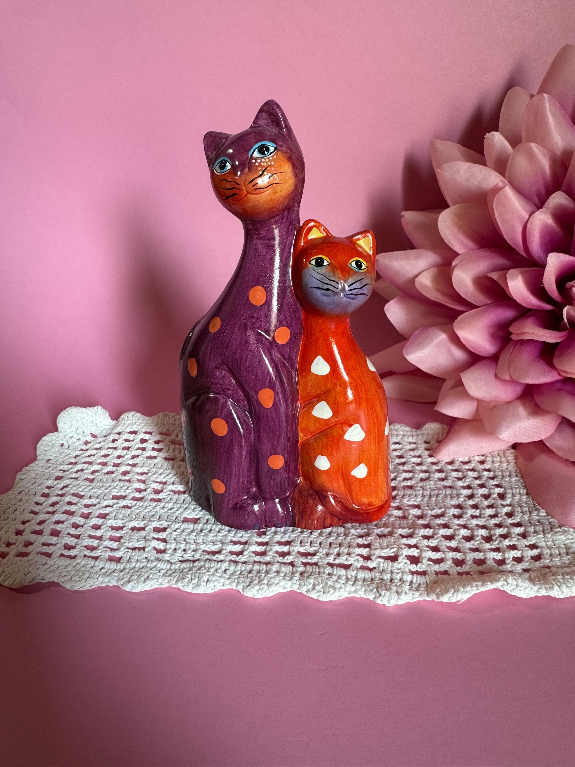 Ugly Cat Figurine Canada